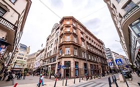 2B Hostel&Rooms